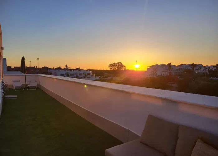 Aticos Punta Candor